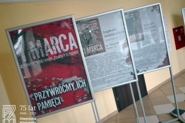 Przywróćmy ich pamięci - wystawa w Oleśnickiej Bibliotece Publicznej 